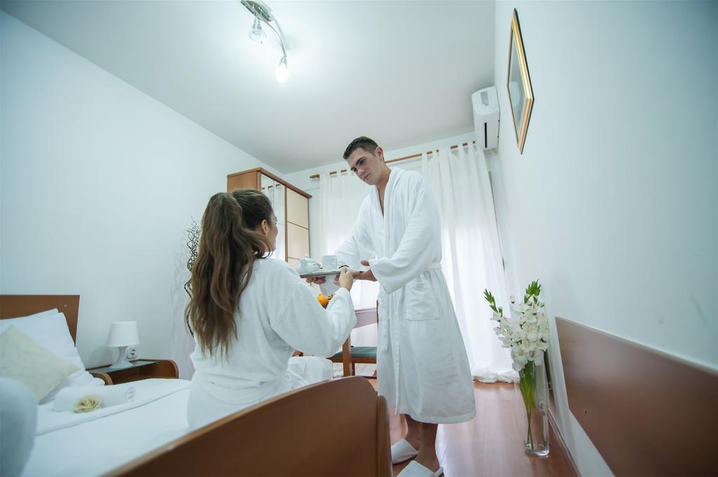 Gec Hotel Zapresic Room photo