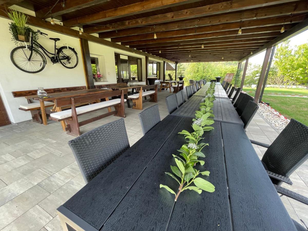 Gec Hotel Zapresic Exterior photo