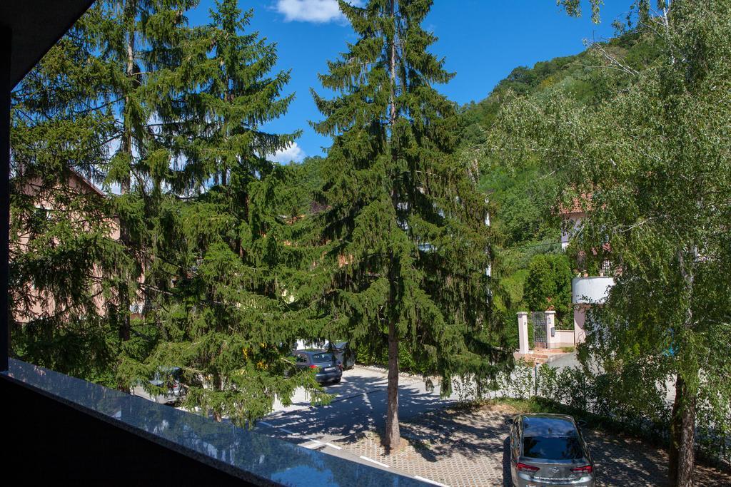 Gec Hotel Zapresic Exterior photo
